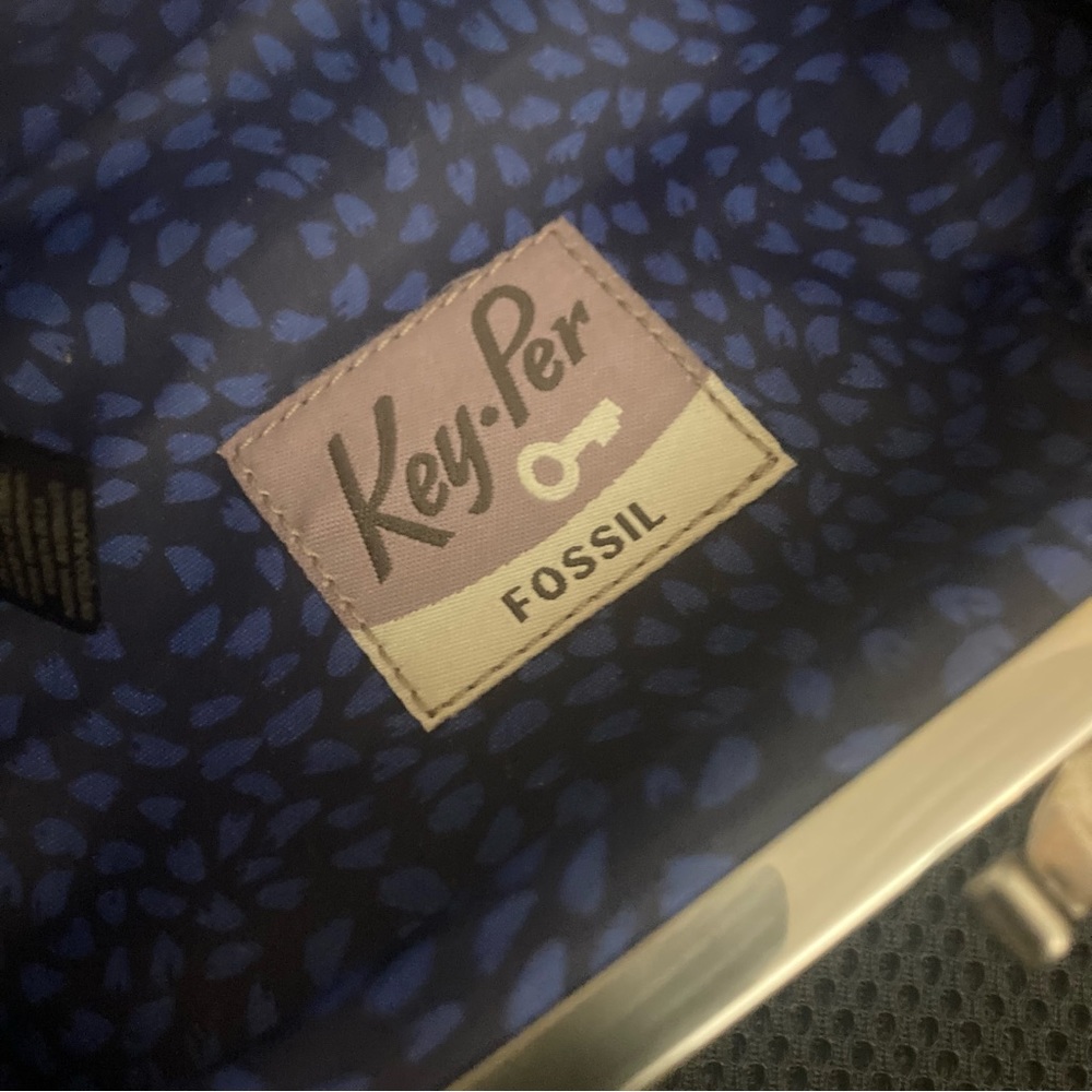 FOSSIL• 'Key-Per' Frame Cosmetics Case Zig Zag Retro - Picture 3 of 8